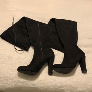 Black thigh high boots size 6 from mossimmo